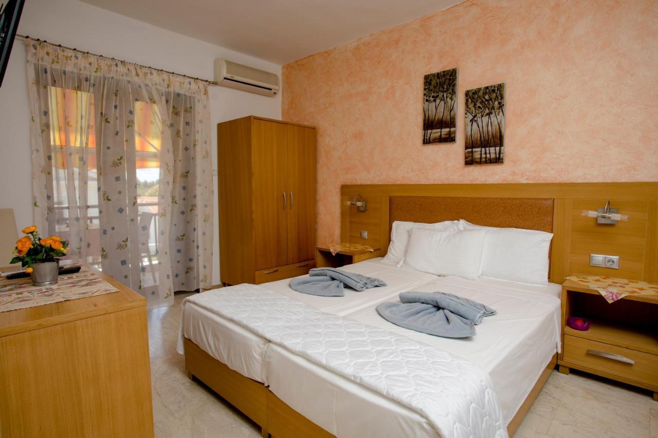 Maik Apartments Metamorfosi  Exterior photo